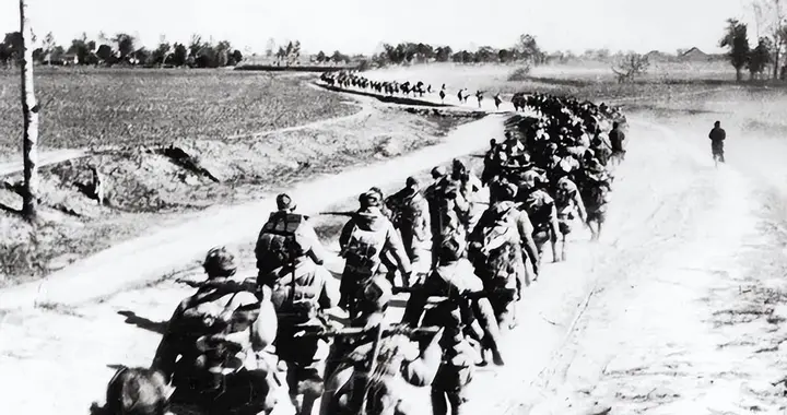 为什么我军在解放战争中使用纵队编制，而不是直接使用“军”呢？