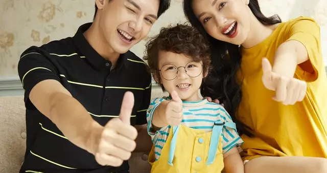 别再说老公帮你带娃，那是本分，不是情分，更不是恩赐