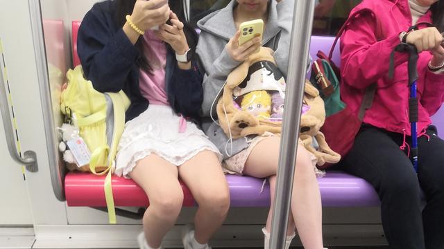 体育馆奔跑的汗水：今天沥沥拉拉地下了一天