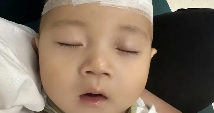 2个宝宝“亲吻病”，一个进Nicu，一个严重失明，莫大意