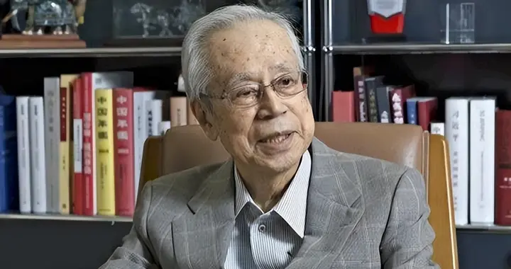 一位日本的“老朋友”走了，北京借悼念发声，高市早苗听到了吗