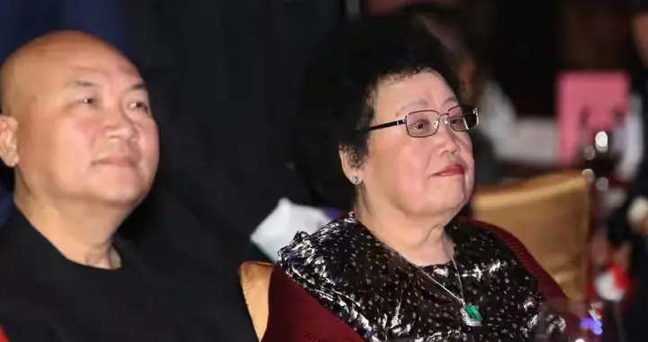 85岁陈丽华去世，长子赵勇早已掌管富华集团，74岁迟重瑞孑然一身