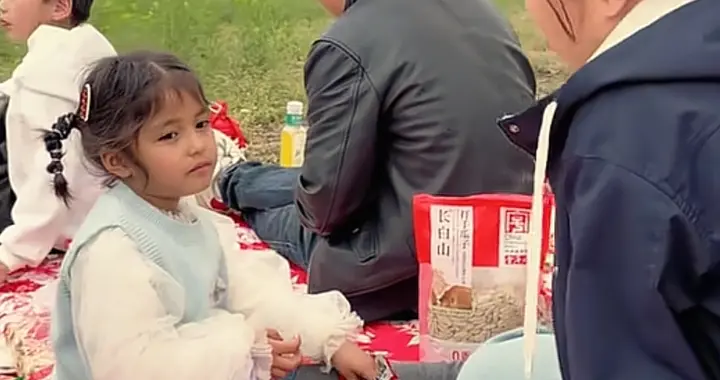 安娜被辈分绕懵曝光！是日常逗娃！还是故意混淆规则博流量？