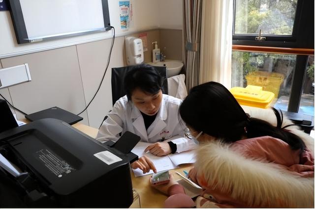 减肥跳绳五天，把自己跳进医院，惹了大麻烦，大家一定引以为戒