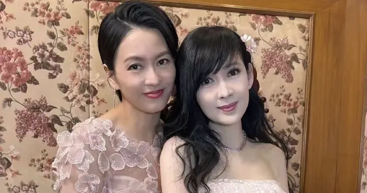 周慧敏深夜激动发文！自曝春晚的惊喜和“小遗憾”，悭妹遇上高妹