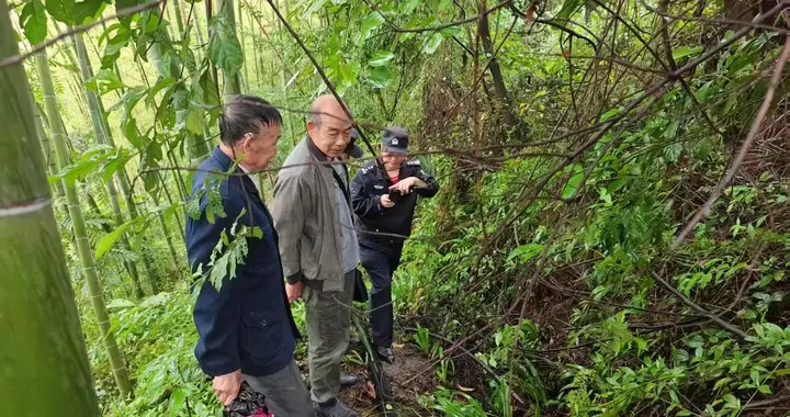 67岁村干部确认遇难，为何能被全网关注？原因不止那最后一通电话