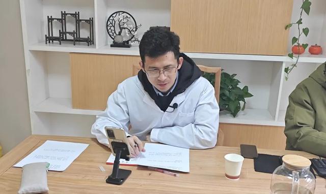 脂肪肝肥胖——我有一方，减掉30斤肥肉，肚子平了，脂肪肝也没了