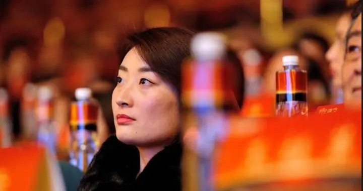 法院出手！私生子风波发酵，宗馥莉传噩耗，宗庆后这盘棋下的真大