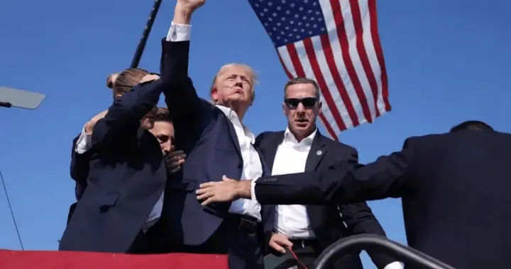 反转拉满！美国前州长直播实锤：特朗普自导自演了2024的暗杀未遂