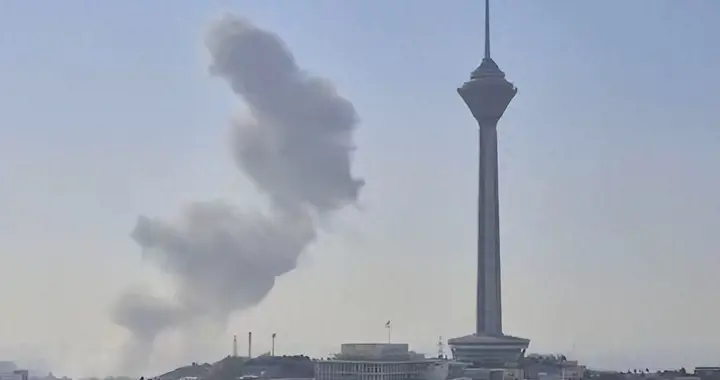 这两天中东局势彻底乱了套。以色列破天荒打