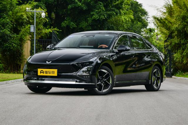 仅12.58万，顶配就能开回家，轴距2米8，续航610km，实力如何？