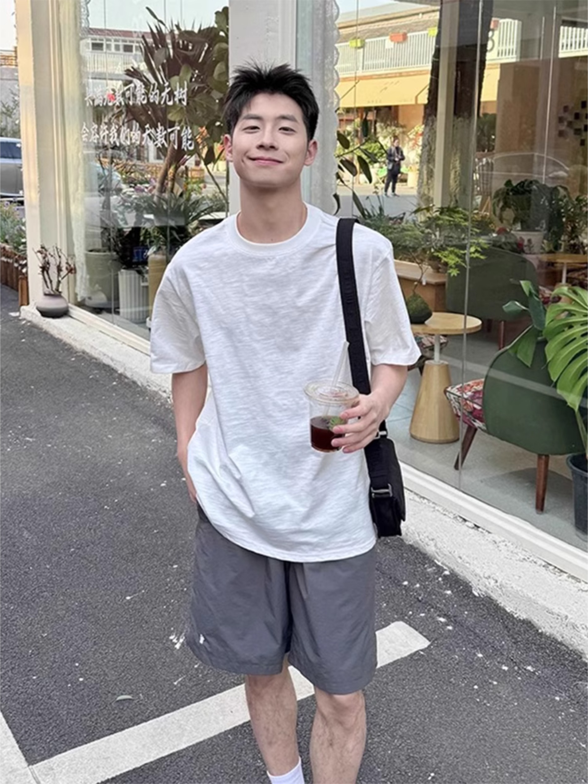 白花灰色纯棉短袖t恤男生夏季少年感穿搭圆