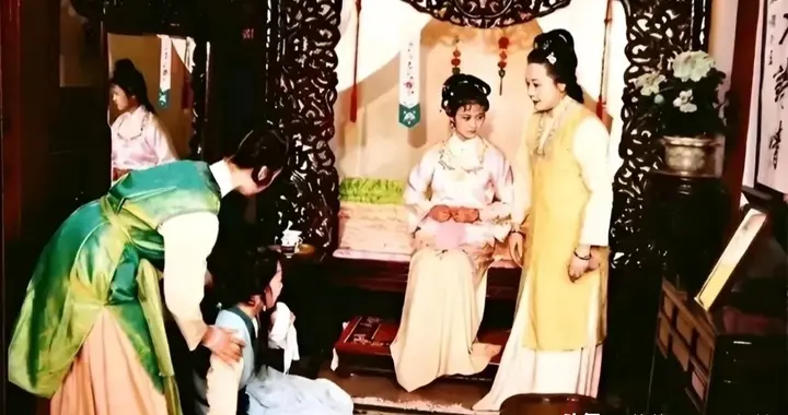 抄检大观园：司棋被撵，从来不是因为迎春懦弱，而是王夫人做的局
