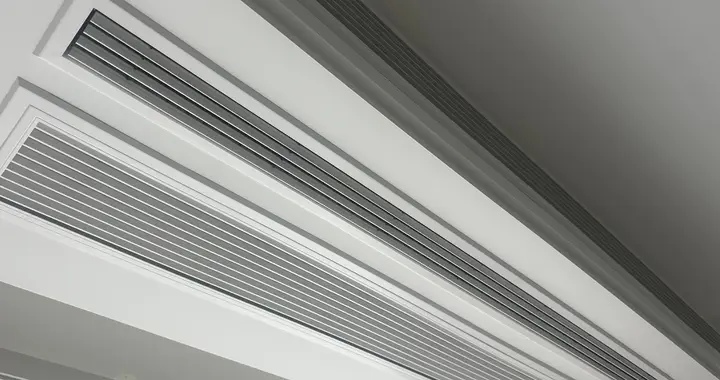 冬天开空调脚不热？美的双出风风管机还是太懂我们的烦恼了