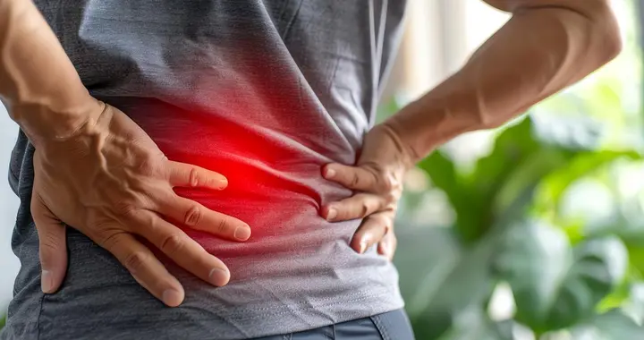 久坐腰部总酸痛？别只揉腰！3步自救攻略，再也不用扶着站