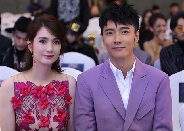 张丹峰说西宁是广西省会，被洪欣提醒后，自嘲地理是数学老师教的