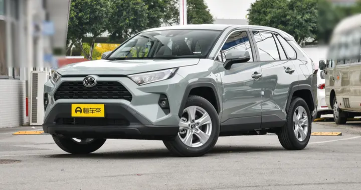RAV4 荣放 2.0L 与 2.5L 版本选购指南