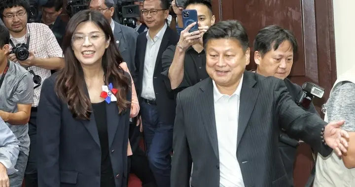 郑丽文访陆前夕，傅崐萁力挺：这是责任的承担，更是勇气的展现