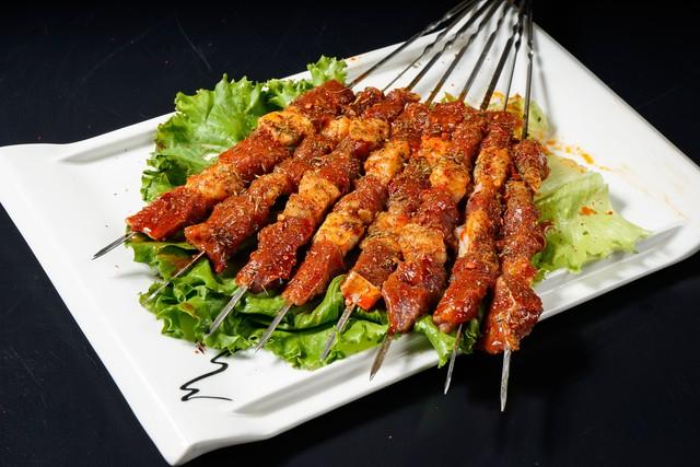 辨别真假，你吃到真羊肉串了吗？这样做才能吃得放心、吃得健康