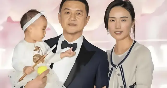 24小時破除复婚谣言，李亚鹏双喜临门引全网祝福