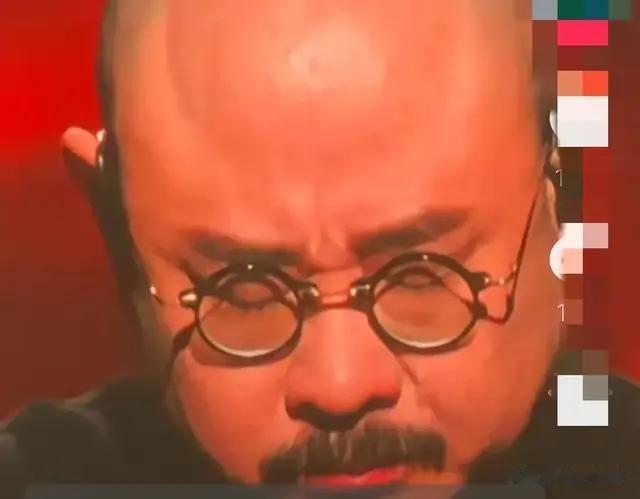 因为云朵，有人喊话刀郎，称从没听说过哪个老师要霸占学生一辈子