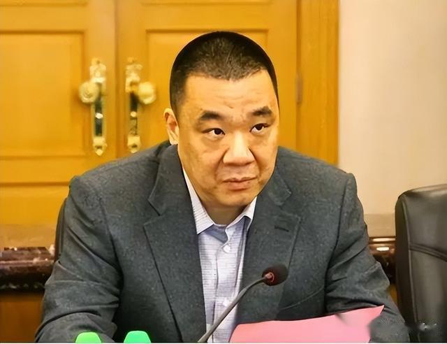 潮汕药王马兴田：造假886亿坑惨5万人，只为给儿子买千万超跑？
