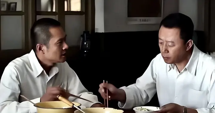 江昌义的出现把江家弄得鸡飞狗跳，老丁为何不劝解反而幸灾乐祸？