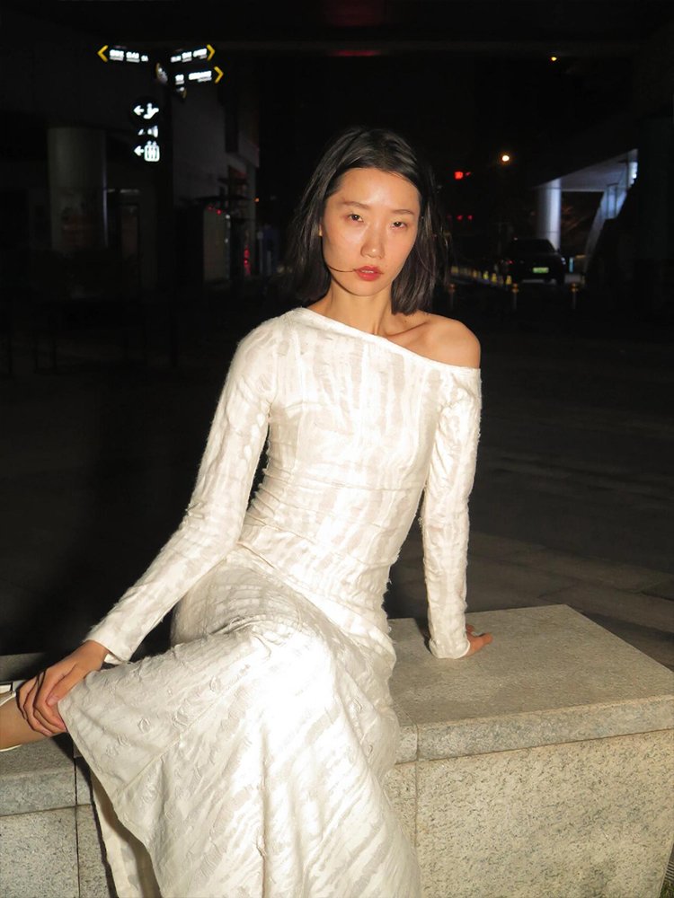 订婚宴会晚礼服高端轻奢小众不撞款