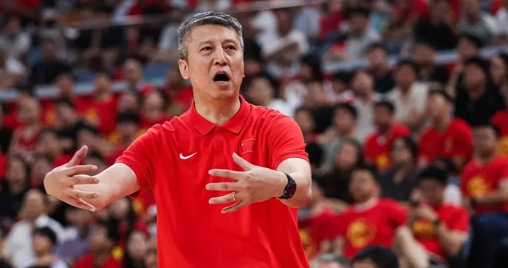 男篮世界排名，日本排名23，中国队下跌至30，在亚太区位列第5