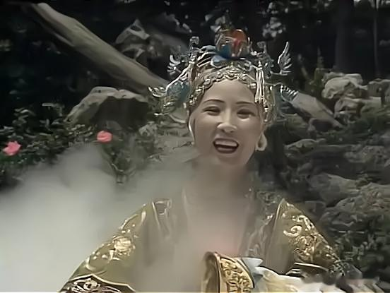 黎山老母在神话中的真实身份是什么？她的徒弟又有哪些人很出名？