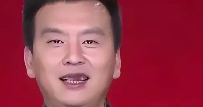 妻子跑了、父母去世、儿子失踪，央视主持31年，退休后却孤独一人