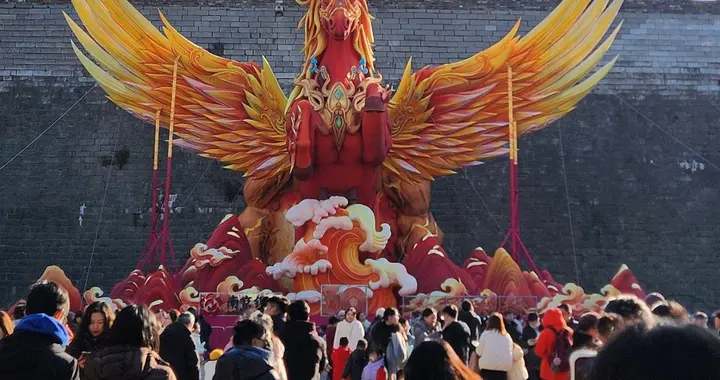 江苏小年迎暖潮！周六直冲21℃，春运返程当心断崖降温+大风大雾