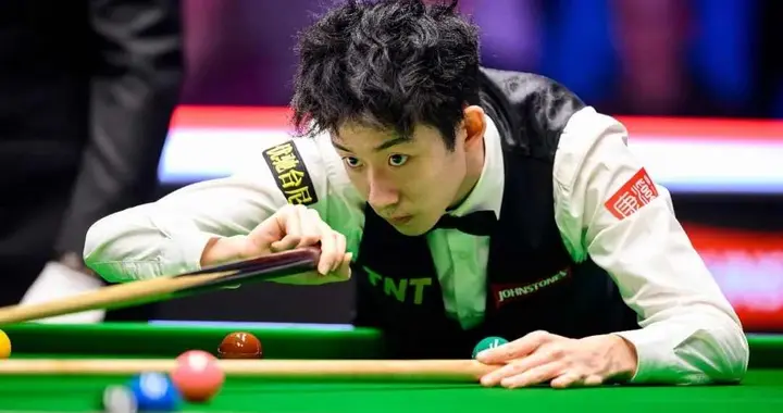 吴宜泽轰生涯首杆147！肖国栋同日也送同个对手147！