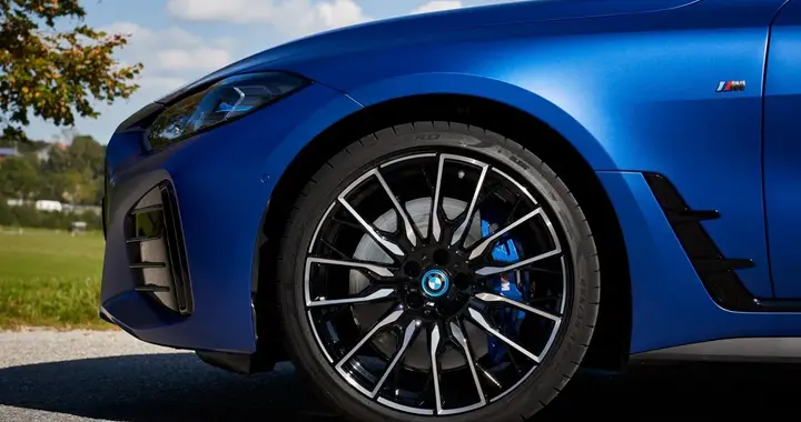 “BBA”价格集体“跳楼”，宝马狂降30万