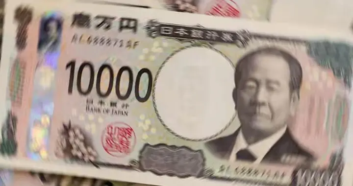 中方拒伸援手，日本国债惊现抛售狂潮，高市绝望发现更惨还在后面