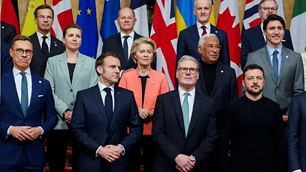 背刺美国？欧洲扬言组建联合部队，外媒：承诺保障乌克兰的安全