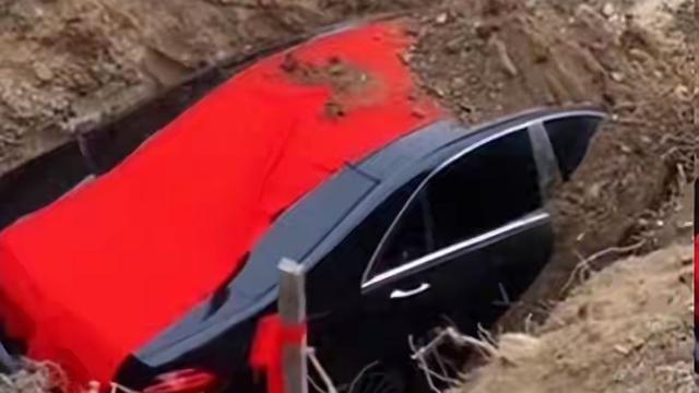 用中华利剑：辽宁这家人陪葬的是辆斩新奔驰