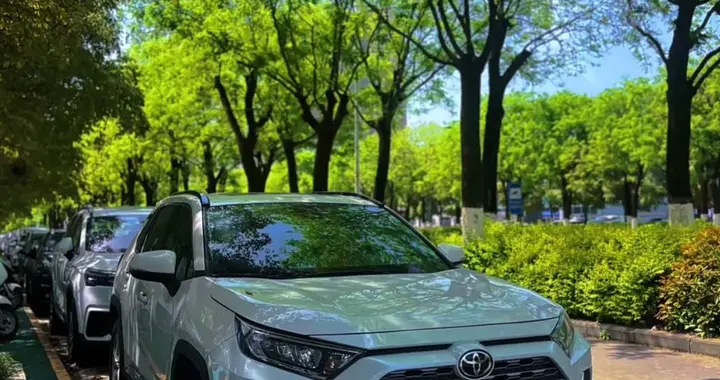 全新丰田荣放上市！先不急着买，9.98万购车的老车主有话要说