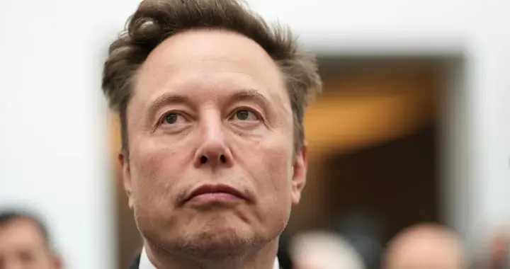 马斯克宣布，他明年将给美国每个孩子一股SpaceX的股份