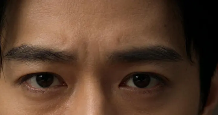 妈说哥生病要88万，我刚卖了房子准备打钱，嫂子的话让我心头一冷