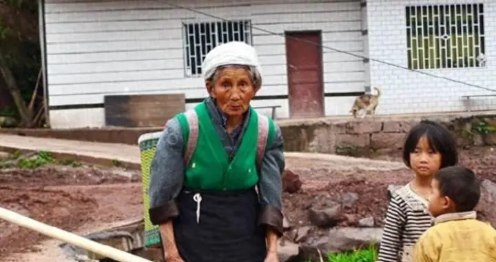 中国10亿人要搞计划生育，14亿人口却鼓励生三胎，这是为何？