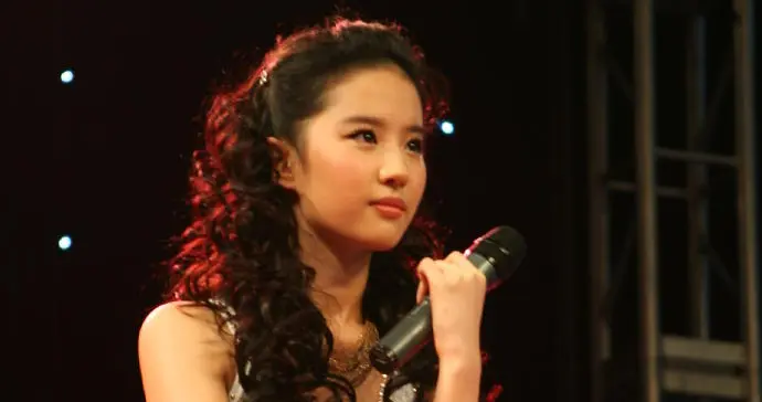 少女刘亦菲超级动人