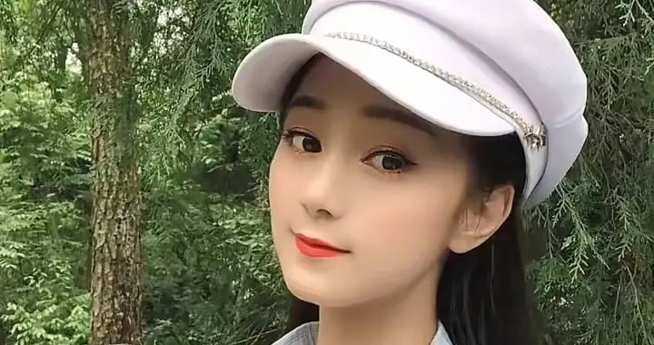 揪心！湖北美女依依手机充电爆炸致全身烧伤，面部烧伤严重恐毁容