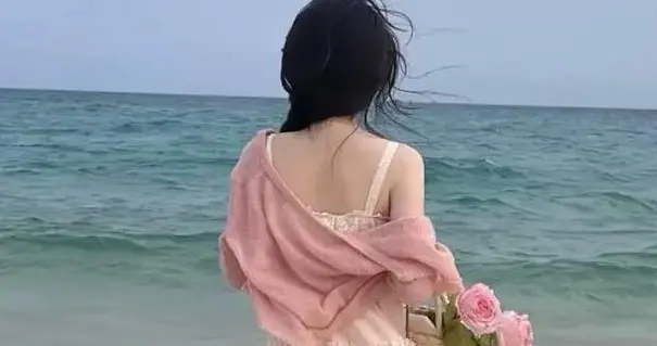 为什么有些女生对国内男生要求严苛，遇上外国男友就格外温柔？