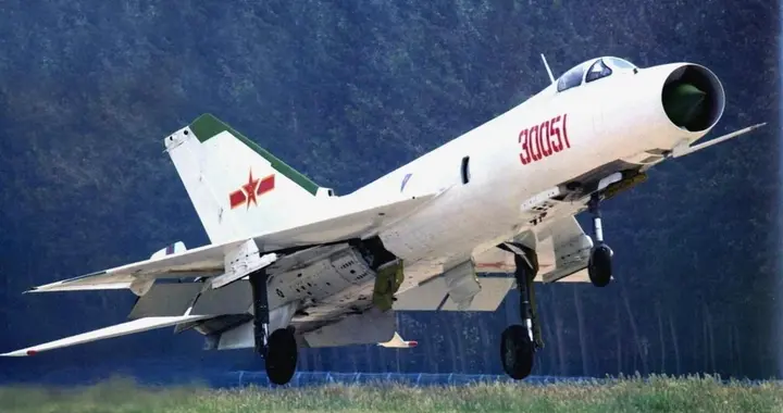 1984年我国引进以色列导弹事故频发，以色列专家：你们的歼-7不行