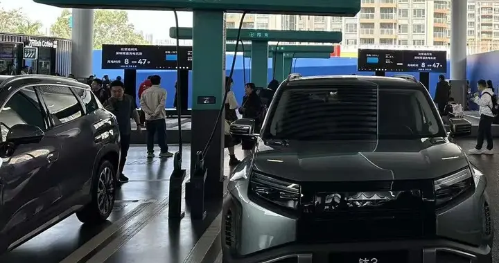 方程豹钛3闪充焕新上市15.38万起