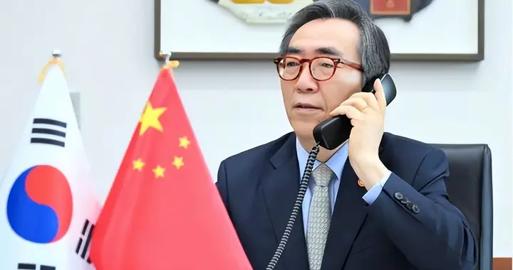 中方刚确认出席朝鲜阅兵，还不到24小时，就接到了韩国外长的电话