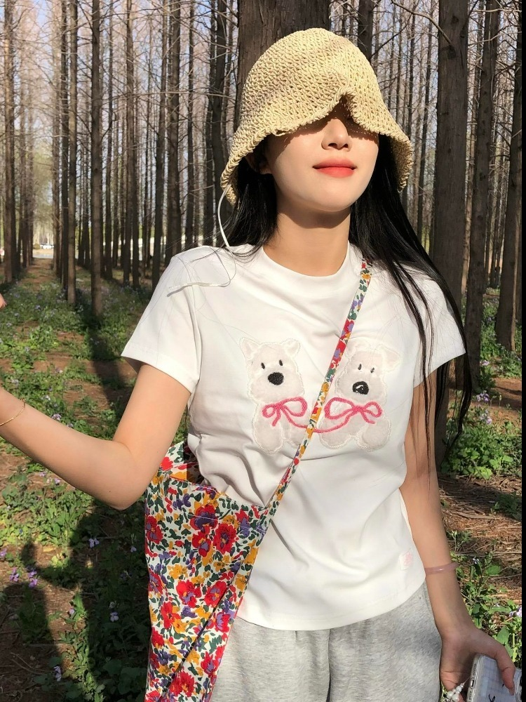 独特超好看小上衣设计感白色小狗短袖t恤女