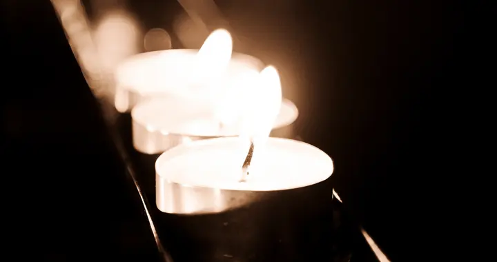 103岁杨振宁逝世：走得稳的人，往往走得最远