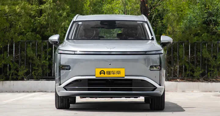 五菱星光L体验：10万级大六座SUV，年轻家庭出行优解，适合大家庭
